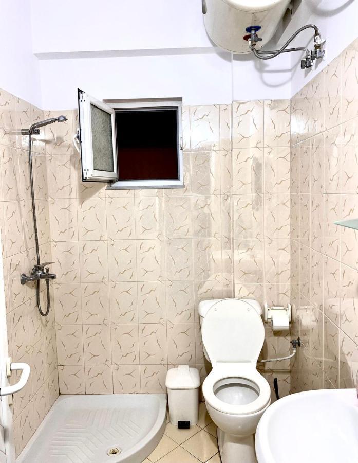 Honey Apartment Near Port Of Saranda Sarande Exterior photo